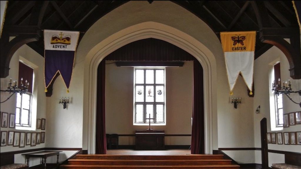 An image of St James Parish in Wilmington.