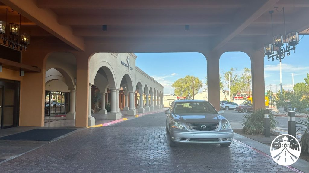 The exterior entry of the Crowne Plaza Hotel in Albuquerque.